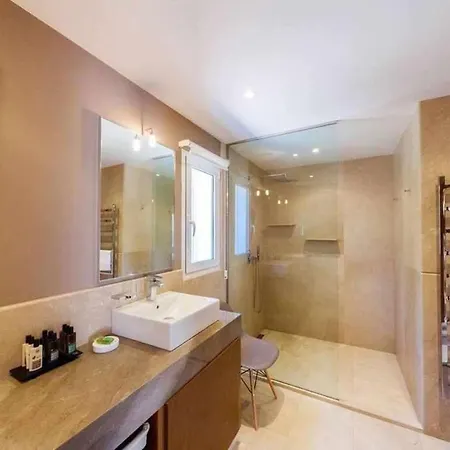 Bini Xoroi - Fabulosa Propiedad Grupos * Binibeca